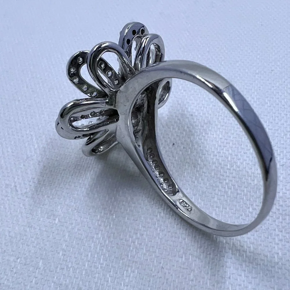 Sterling Silver Size 9 Flower Ring with CZ’s - Picture 5 of 7